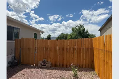 804 N Raynolds Avenue, Canon City, CO 81212 - Photo 34