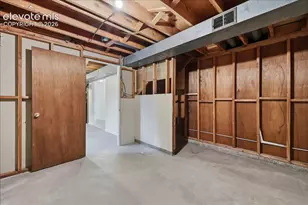 1921 Essex Ln, Colorado Springs, CO 80909 - Photo 32