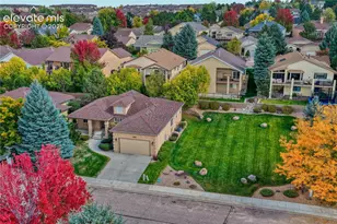5743 Creekwood Ct, Colorado Springs, CO 80918 - Photo 2