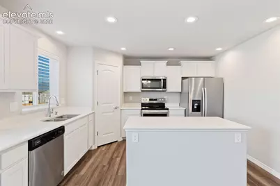6572 Vedder Drive, Colorado Springs, CO 80925 - Photo 8