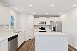 6572 Vedder Dr, Colorado Springs, CO 80925 - Photo 8