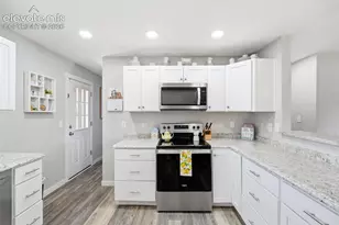 1212 Rainier Dr, Colorado Springs, CO 80910 - Photo 10