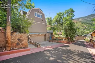 17 Washington Ave, Manitou Springs, CO 80829 - Photo 2