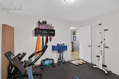 6670 Glade Park Drive, Colorado Springs, CO 80918 - Photo 16
