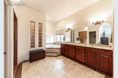 1420 Rockhurst Boulevard, Colorado Springs, CO 80918 - Photo 18
