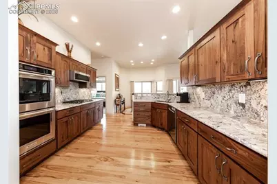 1420 Rockhurst Boulevard, Colorado Springs, CO 80918 - Photo 14
