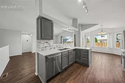 6216 Hungry Horse Lane, Colorado Springs, CO 80925 - Photo 8
