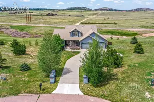 20439 Taversham Ct, Monument, CO 80132 - Photo 2