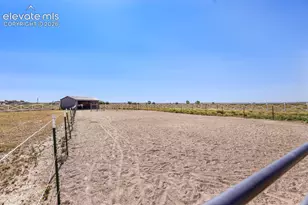 1180 N Saddle Ridge Ln, Pueblo, CO 81007 - Photo 40