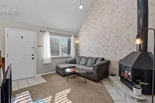 5568 Dunbar Ct, Colorado Springs, CO 80918 - Photo 8