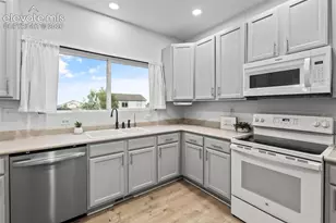 12219 St Annes Rd, Peyton, CO 80831 - Photo 18