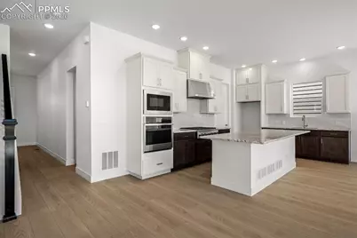 4555 Peak Crest View, Colorado Springs, CO 80918 - Photo 2