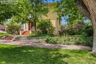 321 W 18th St, Pueblo, CO 81003 - Photo 2