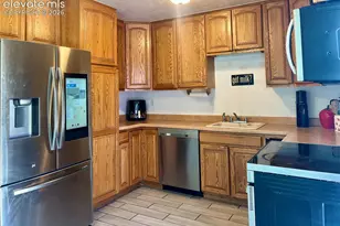 2590 Faulkner Dr, Colorado Springs, CO 80916 - Photo 4