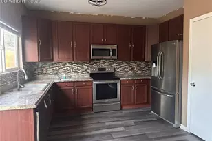 628 Prairie Star Cir, Colorado Springs, CO 80916 - Photo 8