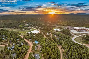 105 Piney Point Ln, Woodland Park, CO 80863 - Photo 2