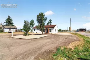 555 Kansas Ave, Calhan, CO 80808 - Photo 4