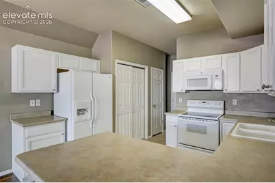 863 Red Thistle View, Colorado Springs, CO 80916 - Photo 8