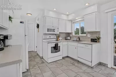 6716 Hampton Drive, Colorado Springs, CO 80918 - Photo 8