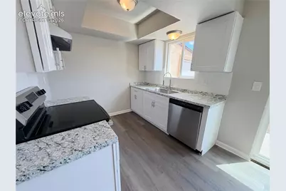 3075 Starlight Circle, Colorado Springs, CO 80916 - Photo 10