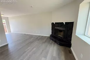 3075 Starlight Cir, Colorado Springs, CO 80916 - Photo 2