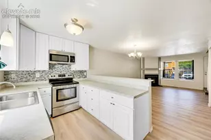 457 Rolling Hills Dr, Colorado Springs, CO 80919 - Photo 12