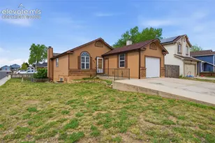 4775 Spacewalk Way, Colorado Springs, CO 80916 - Photo 2