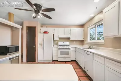 223 Saddlemountain Road, Colorado Springs, CO 80919 - Photo 16