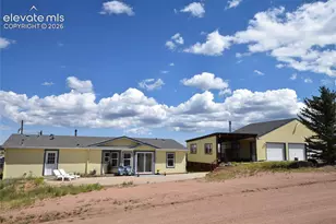 877 Maid Marian Dr, Divide, CO 80814 - Photo 2