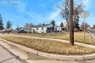 1012 Iowa Ave, Colorado Springs, CO 80909 - Photo 14