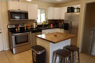 3927 Whittier Dr, Colorado Springs, CO 80910 - Photo 6