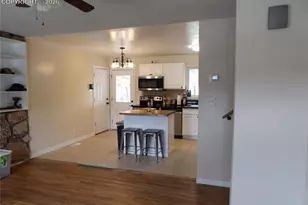 3927 Whittier Dr, Colorado Springs, CO 80910 - Photo 4