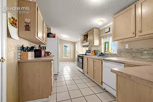 36925 Shear Rd, Yoder, CO 80864 - Photo 6