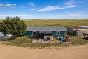 36925 Shear Rd, Yoder, CO 80864 - Photo 2