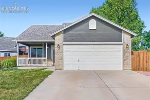 5216 Suburban Dr, Colorado Springs, CO 80911 - Photo 2