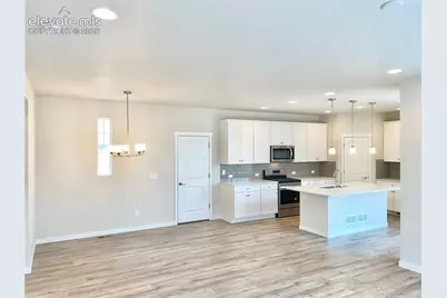 5829 Spring Breeze Drive, Colorado Springs, CO 80922 - Photo 4