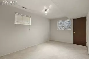 5523 Wilkerson Pass Dr, Colorado Springs, CO 80917 - Photo 32