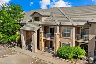 605 Cougar Bluff Point, Colorado Springs, CO 80906 - Photo 2