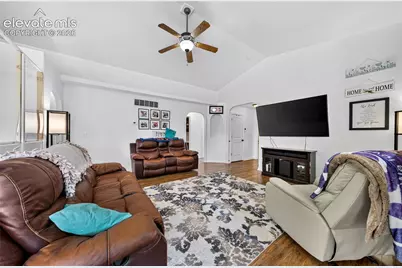 358 W Golden Eagle Way, Pueblo West, CO 81007 - Photo 4