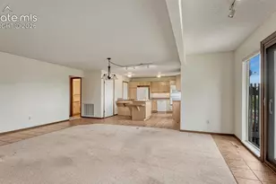 1118 Fontmore Rd, Colorado Springs, CO 80904 - Photo 6