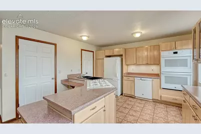 1118 Fontmore Road #B, Colorado Springs, CO 80904 - Photo 10