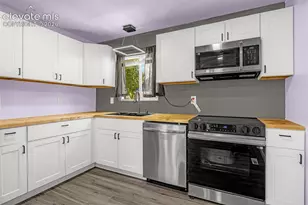 1126 Maxwell St, Colorado Springs, CO 80906 - Photo 14