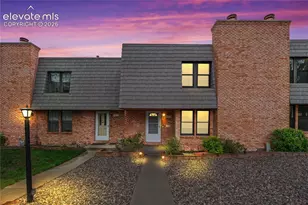 2013 Sussex Ln, Colorado Springs, CO 80909 - Photo 4