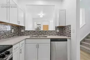 6218 Escalade Pt, Colorado Springs, CO 80923 - Photo 14