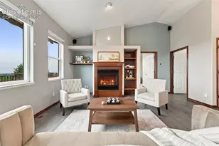 1924 Payton Cir, Colorado Springs, CO 80915 - Photo 10