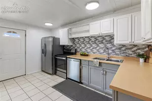 301 Circle Dr, Florissant, CO 80816 - Photo 10