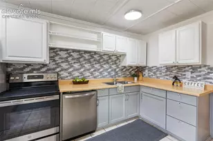301 Circle Dr, Florissant, CO 80816 - Photo 12