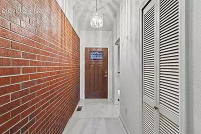 538 Lakewood Circle, Colorado Springs, CO 80910 - Photo 6