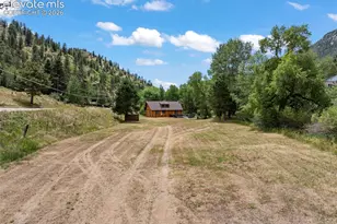10311 El Paso Ave, Green Mountain Falls, CO 80819 - Photo 14