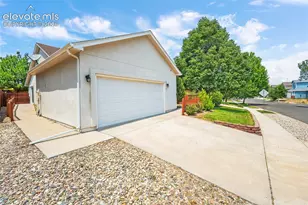 5970 Fescue Dr, Colorado Springs, CO 80923 - Photo 2